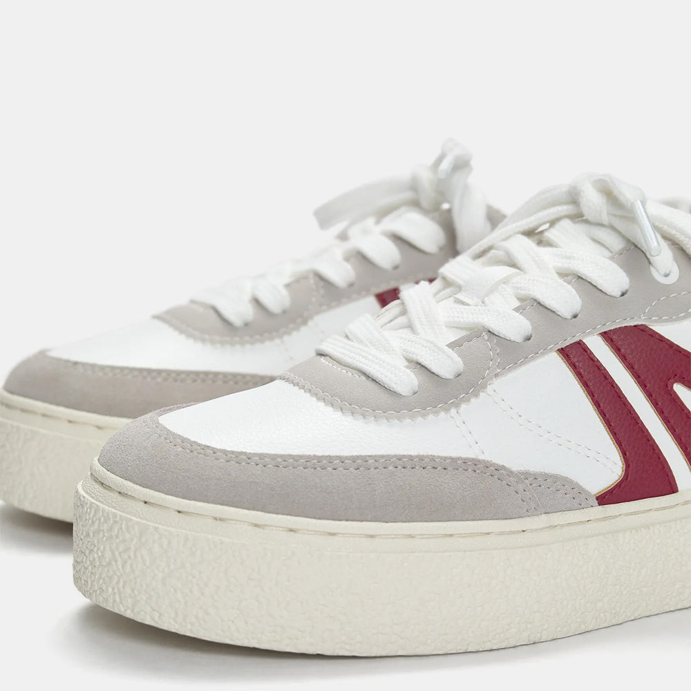 Chunky sole trainers